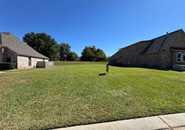 Photo 2 of Land for sale at 0 Bevly, Bossier City, LA 71111 | MLS# 21095411 | Listing updated on 2026-08-31