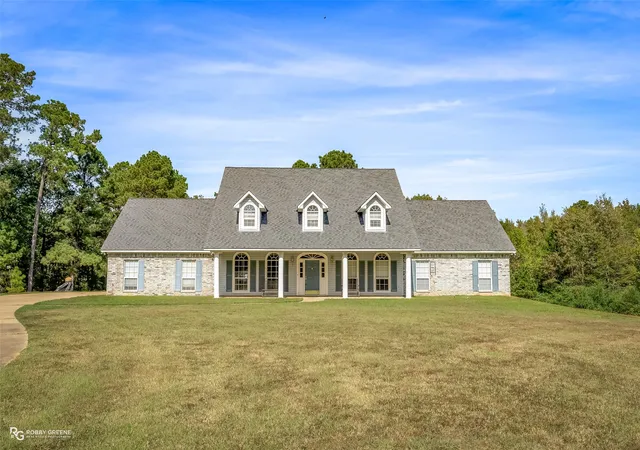 Photo 1 of Single family home for sale at 8350 Jefferson Paige Rd, Shreveport, LA 71119 | MLS# 21095647 | Listing updated on 2026-08-26
