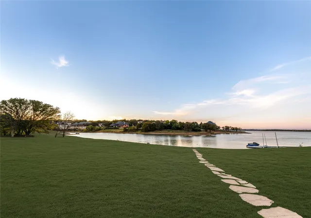Homes for sale in Highland Village, TX | 3111 Lake Creek Dr, Highland Village, TX 75077 | MLS# 21094479