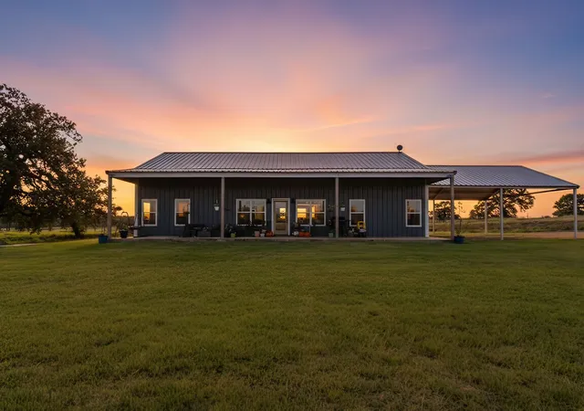 Homes for sale in Lipan, TX | 1734 Davis Rd, Lipan, TX 76462 | MLS# 21094270