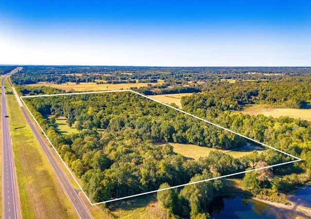 Photo 2 of Land for sale at Tbd Interstate 45, Fairfield, TX 75840 | MLS# 21096293 | Listing updated on 2026-07-17