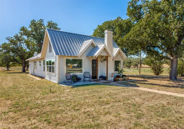 Homes for sale in Eastland, TX | 2025 Hwy 112, Eastland, TX 76448 | MLS# 21093442