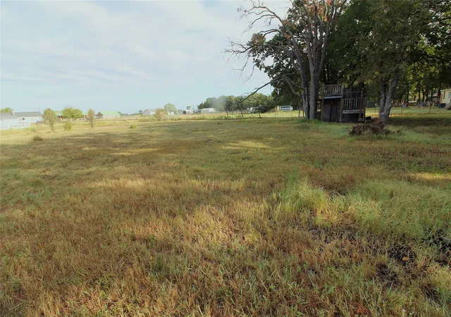 Photo 3 of Sale Pending at 5199 Timarron Dr, Scurry, TX 75158 | MLS# 21097117 | Listing updated on 2026-10-01