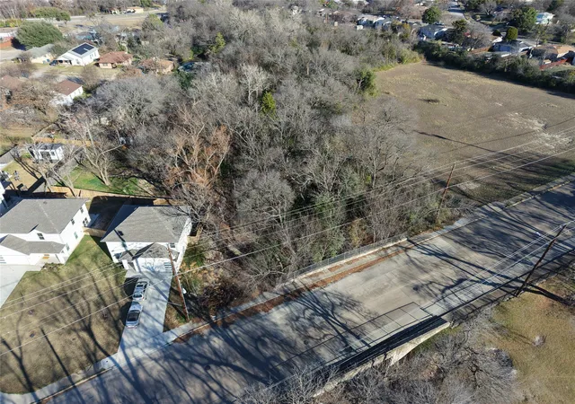 Photo 4 of Land for sale at 1627 E Woodin Blvd, Dallas, TX 75203 | MLS# 21097537 | Listing updated on 2026-07-15
