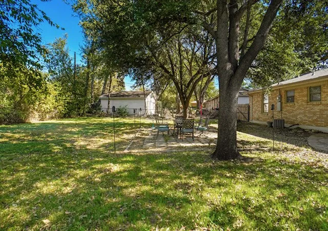 Homes for sale in Bedford, TX | 341 Hurst Dr, Bedford, TX 76022 | MLS# 21097772
