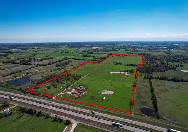 Photo 1 of Land for sale at 2110 Sw Access Rd, Mount Vernon, TX 75457 | MLS# 21092081 | Listing updated on 2026-07-24
