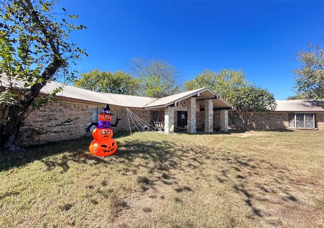 Homes for sale in Pickton, TX | 1816 County Road 2386, Pickton, TX 75471 | MLS# 21098396