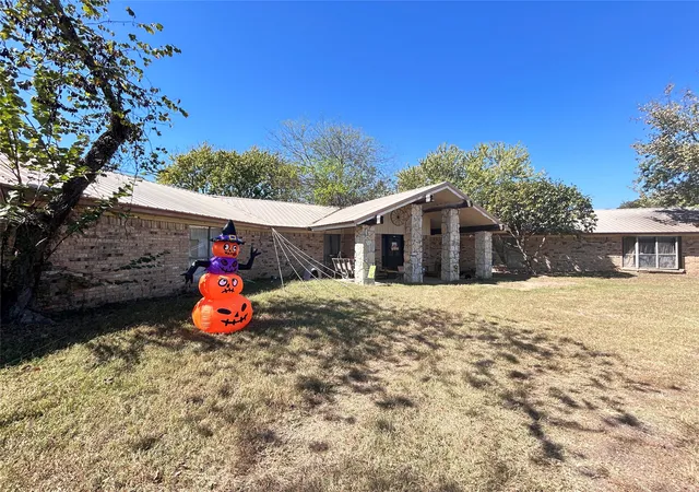 Homes for sale in Pickton, TX | 1816 County Road 2386, Pickton, TX 75471 | MLS# 21098396