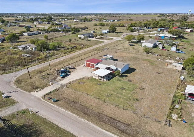 Homes for sale in Venus, TX | 1416 Pheasant Dr, Venus, TX 76084 | MLS# 21098895