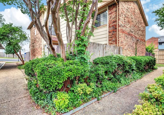 Photo 2 of Condo for sale at 11311 Audelia Rd #230, Dallas, TX 75243 | MLS# 21100286 | Listing updated on 2026-09-23