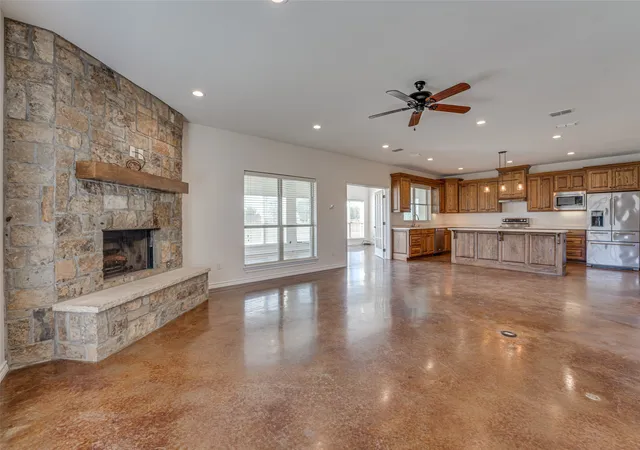 Homes for sale in Sulphur Springs, TX | 424 Saddle Ridge Rd, Sulphur Springs, TX 75482 | MLS# 21099584