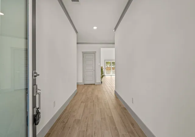Photo 4 of Sale Pending at 5817 Coleman St, Westworth Village, TX 76114 | MLS# 21100868 | Listing updated on 2026-07-27
