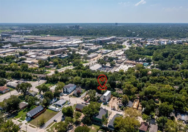 Photo 1 of Land for sale at 907 Walkway St, Dallas, TX 75212 | MLS# 21101721 | Listing updated on 2026-09-22