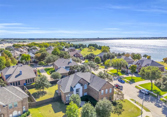 1st image of 4306 Mitchell Ln, Rowlett, TX 75088 | MLS# 21101565