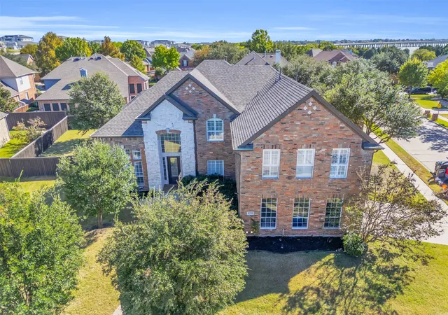 2nd image of 4306 Mitchell Ln, Rowlett, TX 75088 | MLS# 21101565