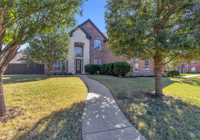 Photo 3 of Single family home for sale at 4306 Mitchell Ln, Rowlett, TX 75088 | MLS# 21101565 | Listing updated on 2026-07-30