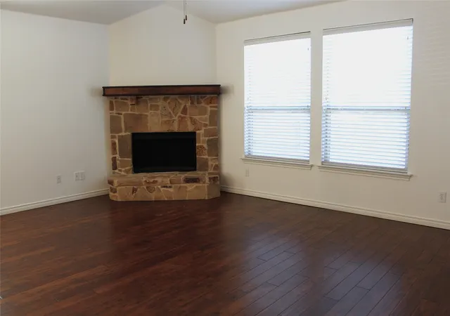 Photo 3 of Single family home for sale at 1730 Elk Run Dr, Stephenville, TX 76401 | MLS# 21102833 | Listing updated on 2026-10-02