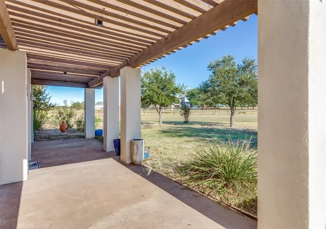 Photo 3 of Single family home for sale at 5040 Wind Hill Ct, Fort Worth, TX 76179 | MLS# 21103219 | Listing updated on 2026-09-15