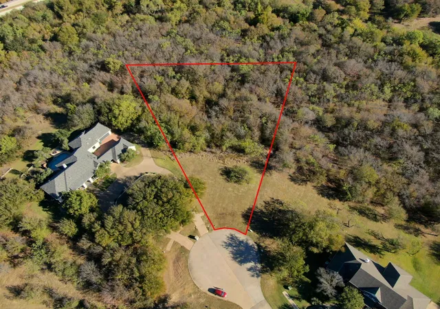 Photo 3 of Land for sale at 2961 Sonterra Dr, Cedar Hill, TX 75104 | MLS# 21103529 | Listing updated on 2026-07-22