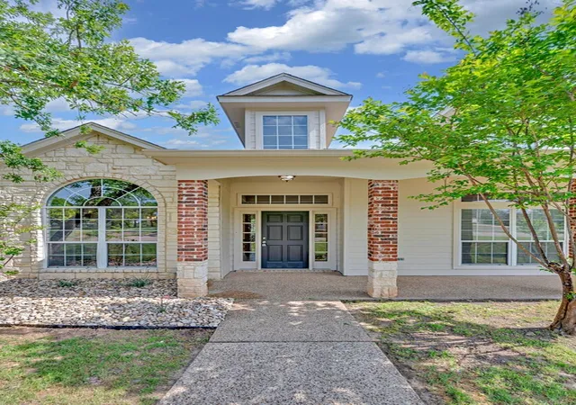 Homes for sale in China Spring, TX | 1068 Brazos Bluff Dr, China Spring, TX 76633 | MLS# 21103855
