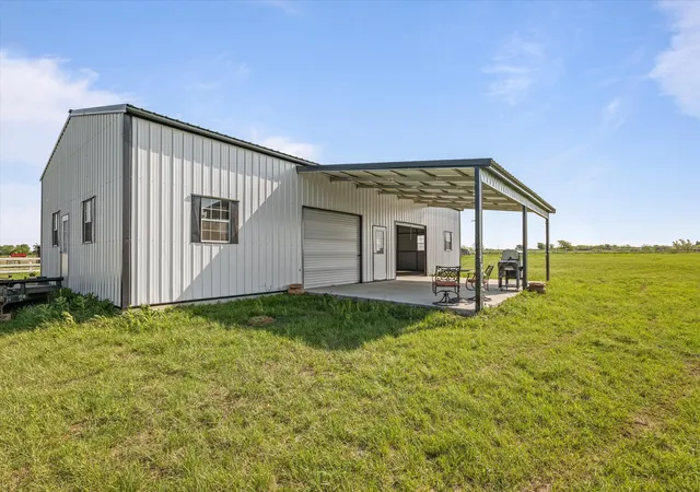 Homes for sale in Valley View, TX | 25 Co Rd 235, Valley View, TX 76272 | MLS# 21103778