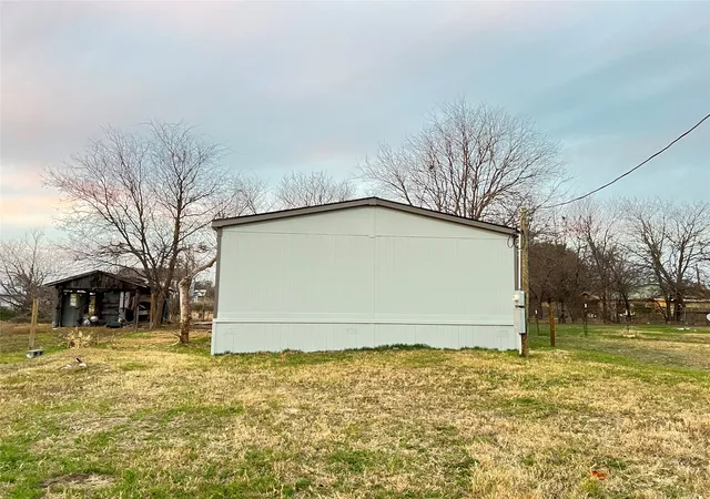 Homes for sale in Walnut Springs, TX | 197 E Sweden St, Walnut Springs, TX 76690 | MLS# 21104052