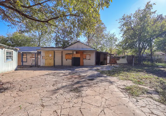 Homes for sale in Fort Worth, TX | 3809 May St, Fort Worth, TX 76110 | MLS# 21104316