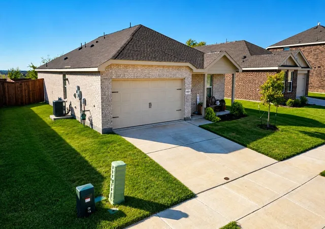 Photo 2 of Single family home for sale at 14128 Golden Bridge Dr, Pilot Point, TX 76258 | MLS# 21098414 | Listing updated on 2026-09-15
