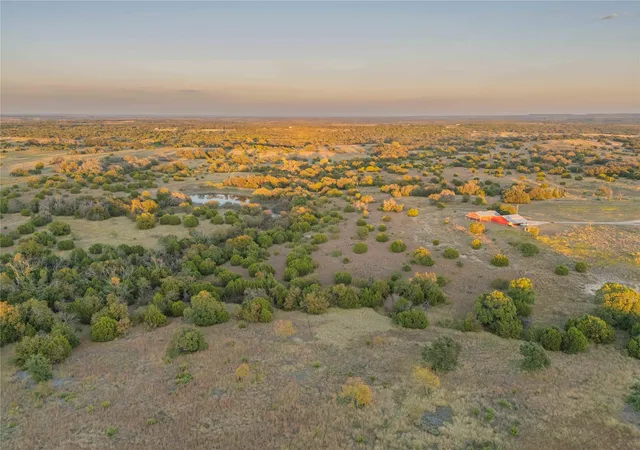 Photo 4 of House for sale at 3270 Fm-573, Comanche, TX 76442 | MLS# 21105186 | Listing updated on 2026-10-06