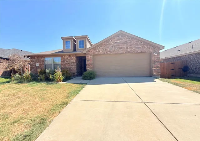 Photo 1 of Single family home for sale at 2106 Danibelle Dr, Forney, TX 75126 | MLS# 21102878 | Listing updated on 2026-10-01