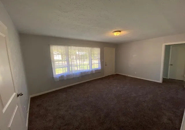 Photo 3 of Single family home for sale at 200 S Roberts Cut Off Rd, Fort Worth, TX 76114 | MLS# 21105379 | Listing updated on 2026-07-22