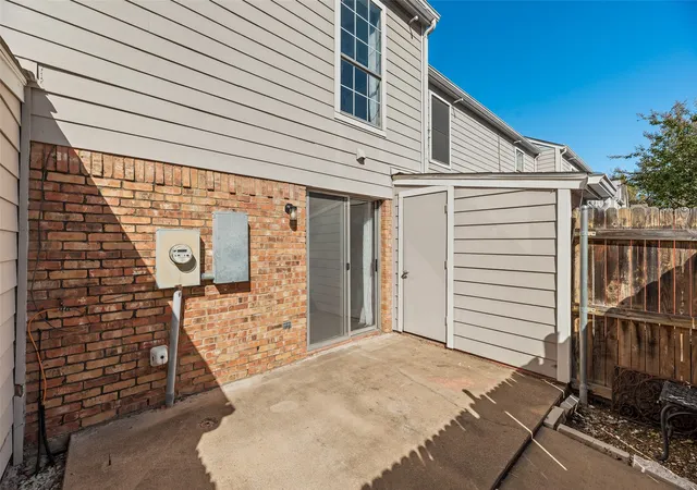 Homes for sale in Euless, TX | 43 Abbey Rd, Euless, TX 76039 | MLS# 21105480