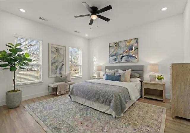 Photo 3 of Single family home for sale at 919 W Day St, Denison, TX 75020 | MLS# 21105124 | Listing updated on 2026-09-26