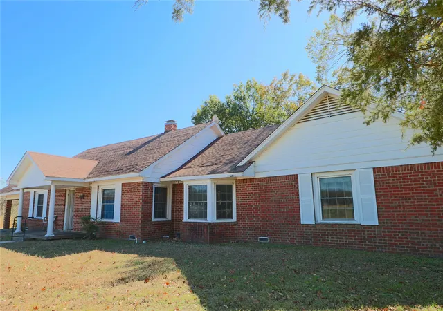 Photo 2 of Single family home for sale at 1825 Fm 27 W, Wortham, TX 76693 | MLS# 21106165 | Listing updated on 2026-08-19