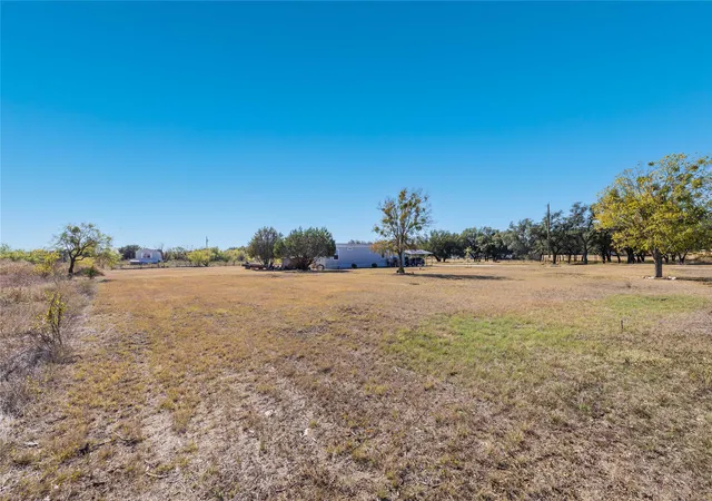 Photo 27 of Manufactured home for sale at 6935 County Road 467, Brownwood, TX 76801 | MLS# 21103441 | Listing updated on 2026-09-26