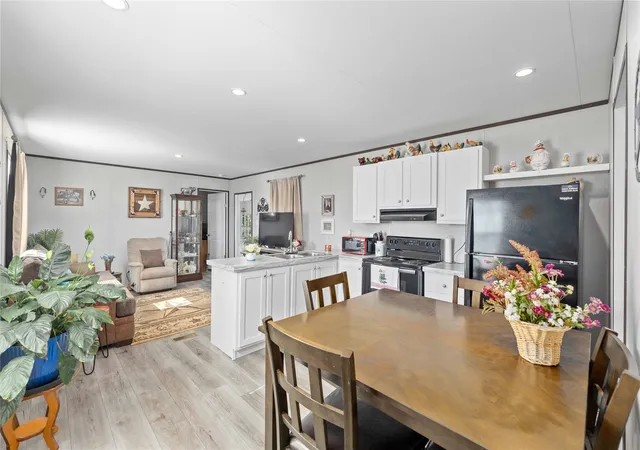 Photo 3 of Manufactured home for sale at 6935 County Road 467, Brownwood, TX 76801 | MLS# 21103441 | Listing updated on 2026-09-26