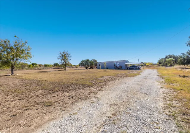 Photo 4 of Manufactured home for sale at 6935 County Road 467, Brownwood, TX 76801 | MLS# 21103441 | Listing updated on 2026-09-26