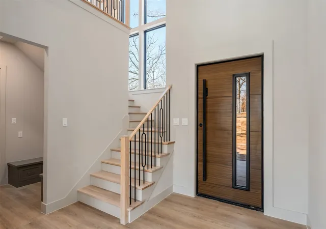 Photo 4 of Single family home for sale at 116 Pinnacle Club Dr, Mabank, TX 75156 | MLS# 21106278 | Listing updated on 2026-07-17