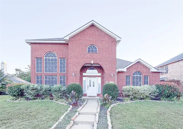 Photo 2 of Single family home for sale at 1236 Whitehorse Dr, Lewisville, TX 75077 | MLS# 21106517 | Listing updated on 2026-07-05