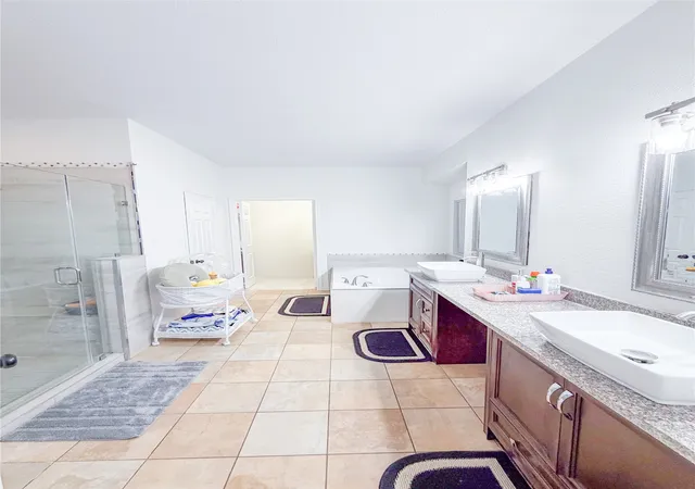 Photo 3 of Single family home for sale at 1236 Whitehorse Dr, Lewisville, TX 75077 | MLS# 21106517 | Listing updated on 2026-07-05