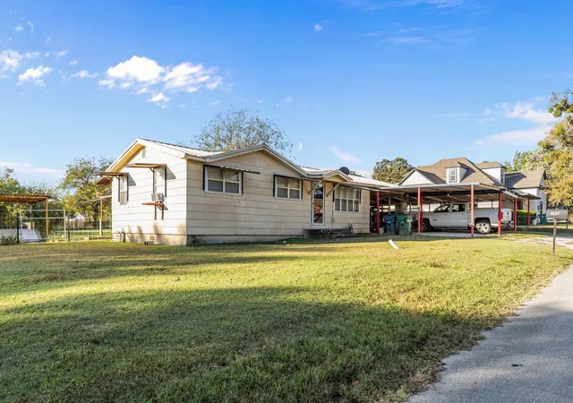Homes for sale in Chico, TX | 205 Coll3ge St, Chico, TX 76431 | MLS# 21105898