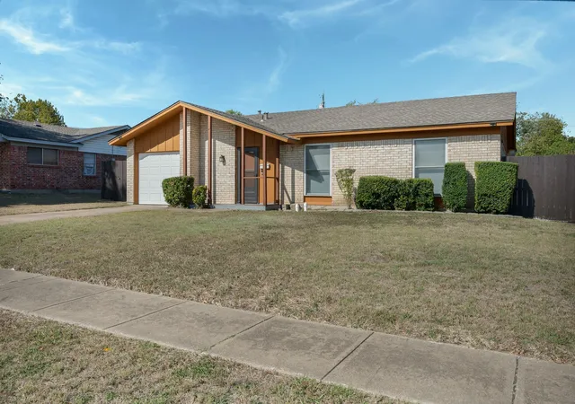 Homes for sale in Duncanville, TX | 507 Katherine Ct, Duncanville, TX 75137 | MLS# 21106324