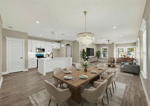 Photo 3 of Single family home for sale at 1221 S Rockwall Ave, Terrell, TX 75160 | MLS# 21104892 | Listing updated on 2026-10-01