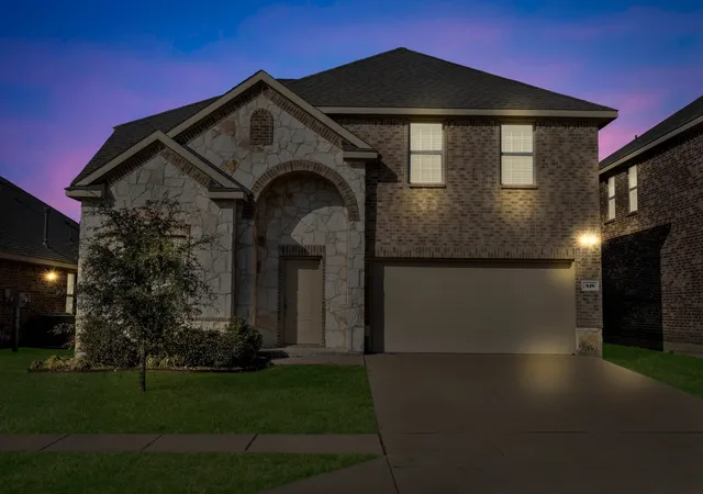 Homes for sale in Fate, TX | 610 Bassett Hall Rd, Fate, TX 75189 | MLS# 21089728