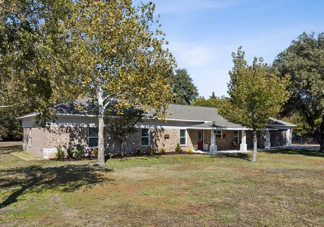 Photo 1 of Single family home for sale at 1403 Lakeview Dr, Wylie, TX 75098 | MLS# 21104881 | Listing updated on 2026-07-27