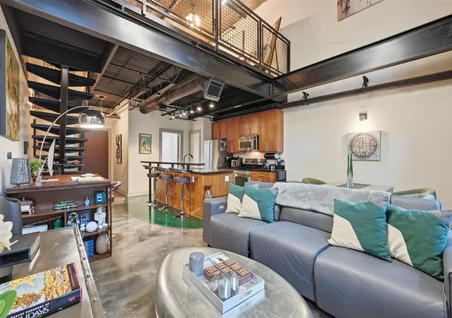 Homes for sale in Dallas, TX | 3110 Thomas Ave, Dallas, TX 75204