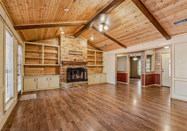Photo 4 of Single family home for sale at 9510 S State Hwy 34, Scurry, TX 75158 | MLS# 21104395 | Listing updated on 2026-08-20