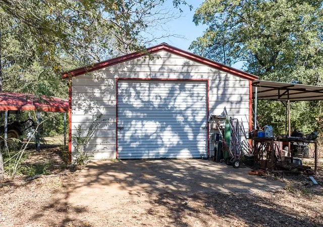 Photo 3 of Sale Pending at 13793 An County Road 404, Palestine, TX 75803 | MLS# 21107530 | Listing updated on 2026-09-23