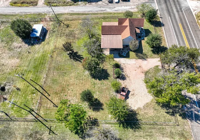 Homes for sale in Chilton, TX | 2620 State Hwy 7, Chilton, TX 76632 | MLS# 21107488