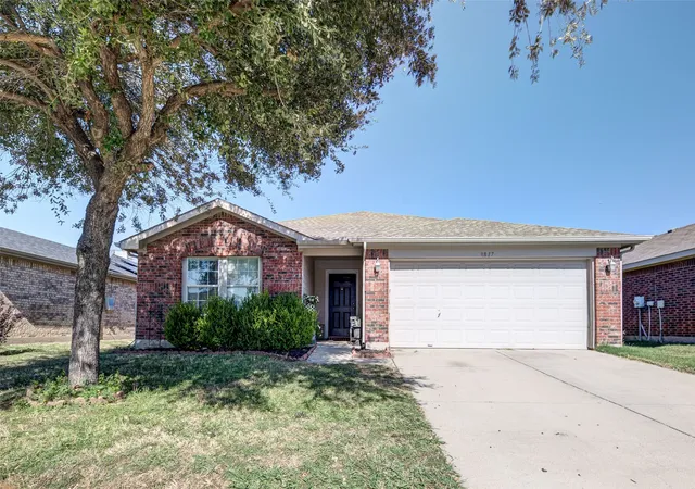 Photo 2 of Single family home for sale at 8817 King Ranch Dr, Cross Roads, TX 76227 | MLS# 21097582 | Listing updated on 2026-07-09